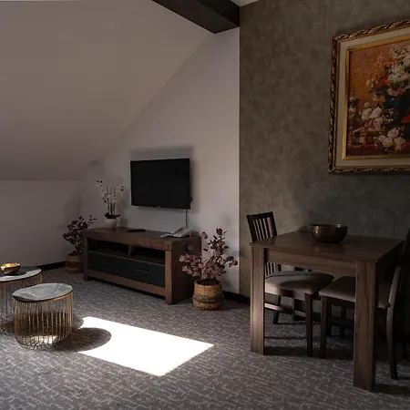 Aparthotel Astral