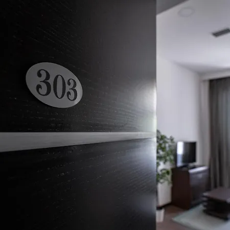Aparthotel Astral